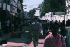 街をあるく糸井氏