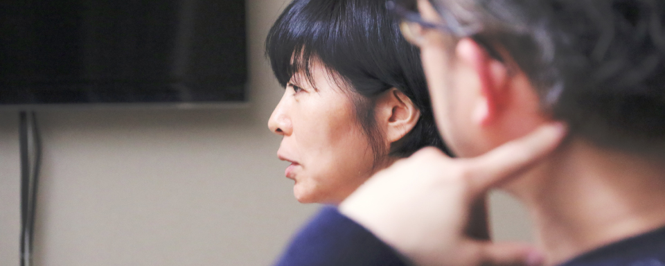 キギの渡邉良重さんと植原亮輔さんが ドラフトの宮田識さんと話す。