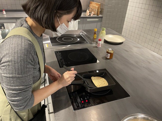 ひっくり返すシオリン