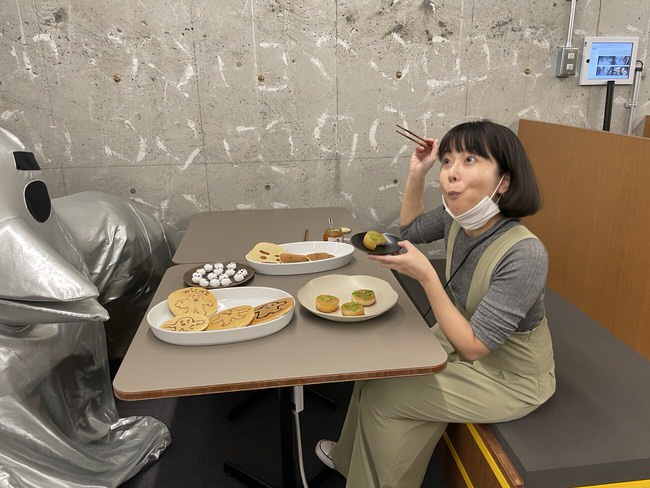 食べるシオリン