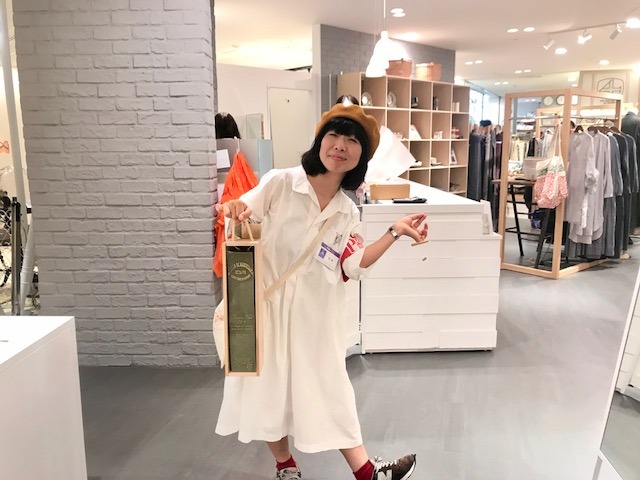 ベレー帽の菅野さん