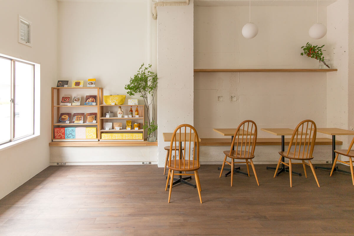 フードムード店内の様子画像