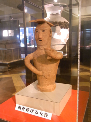 ��͎l�p�Œj���ۂ����ǁA���������B �������͛ޏ��ł��ˁB