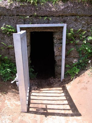 �܂�肪���邢�̂ŁA�悯���ɒ��͈Â������܂��B �Ύ��̊�͂��낢�����ł��B ����Ȃ���ˁ[�A������ƕ|���ȁ`�B