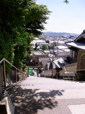 �ÂЂ�[�A�}�ȊK�i�A���ӁI �����A���A���Ȃ��`�B