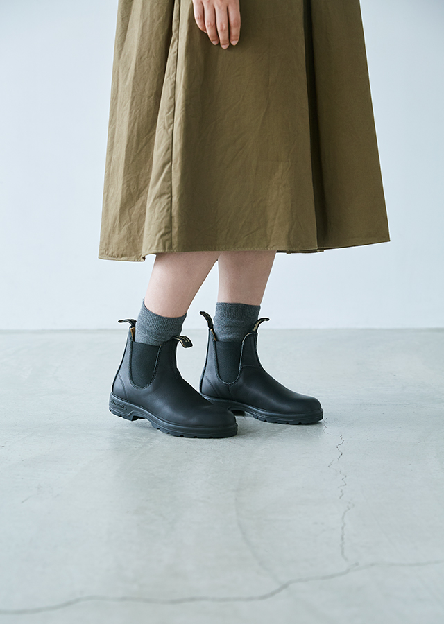 BLUNDSTONE ブーツ