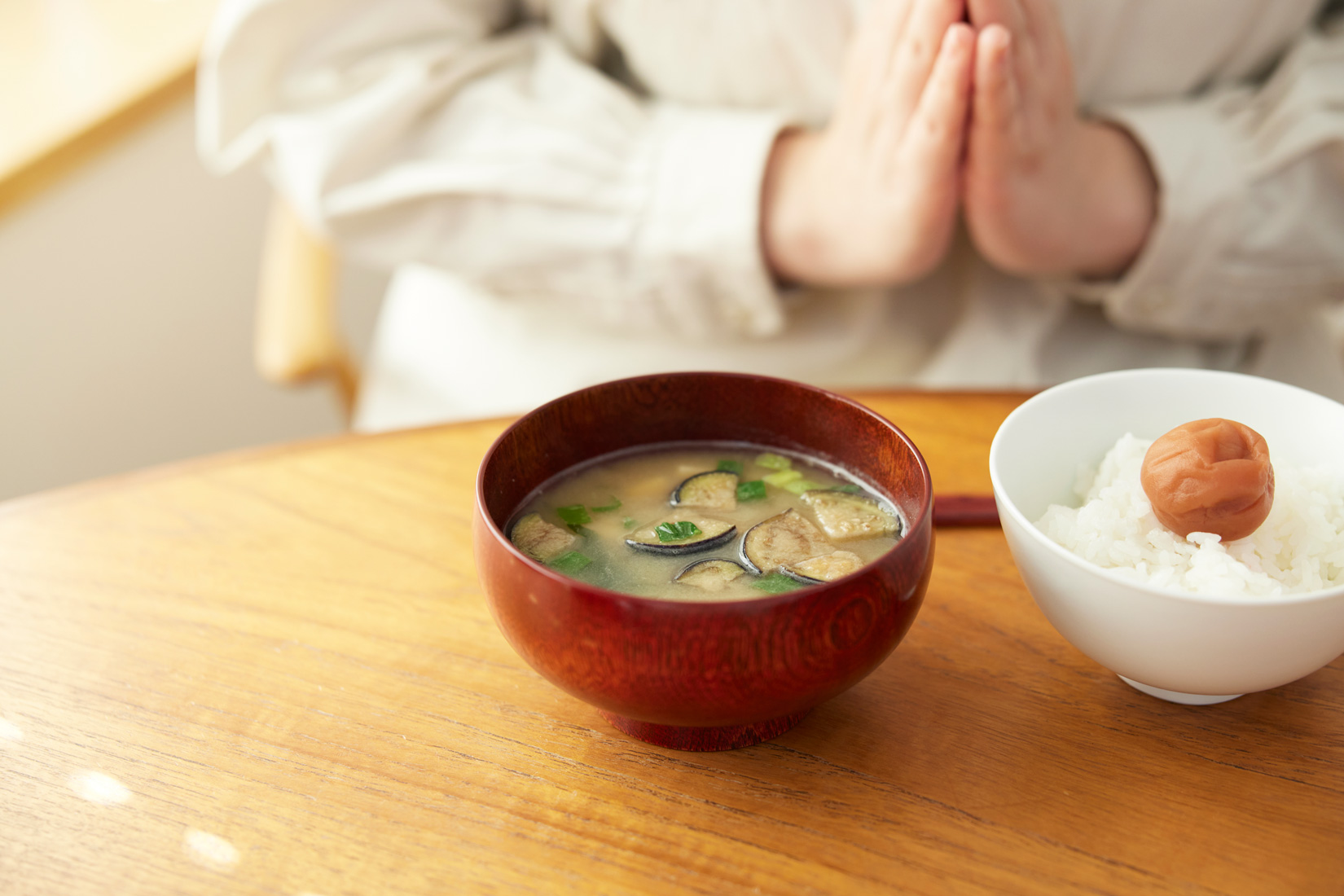 【茶事道具】紅葉と火炎太鼓図　汁椀　5客組　懐石道具371 茶事道具】紅葉と火炎太鼓図 汁椀 5客組 懐石道具371 茶事