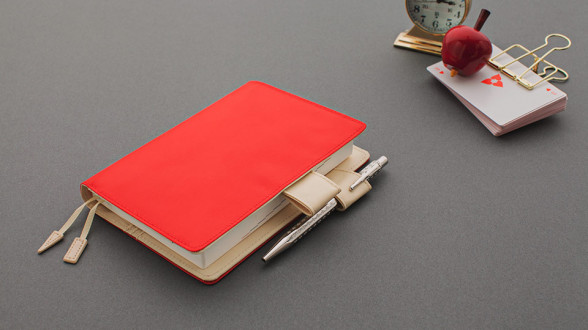 カラーズ りんご - 商品・価格ラインナップ（ほぼ日手帳） - ほぼ日