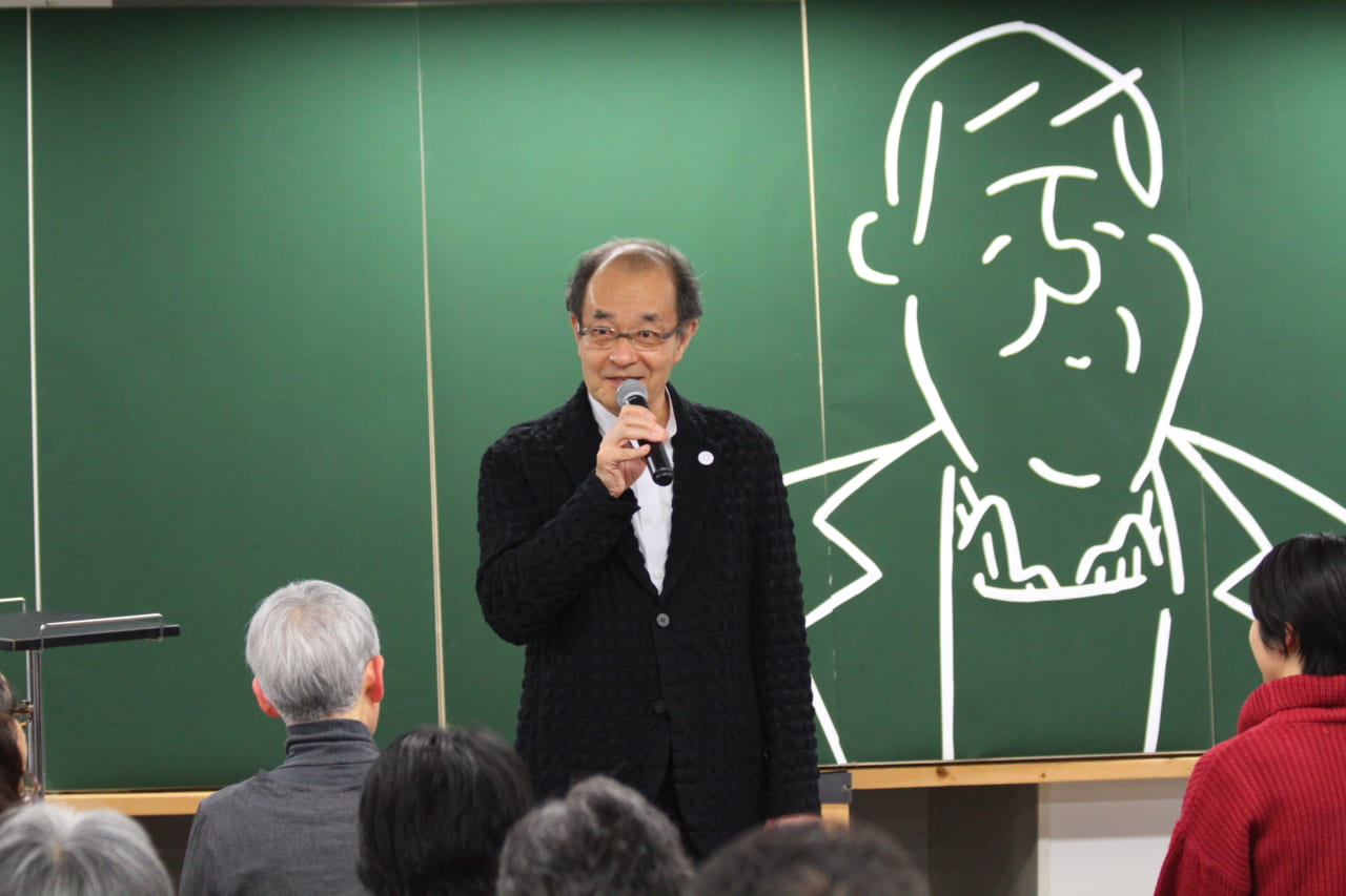 現在は講座「橋本治をリシャッフルする」を開講中。