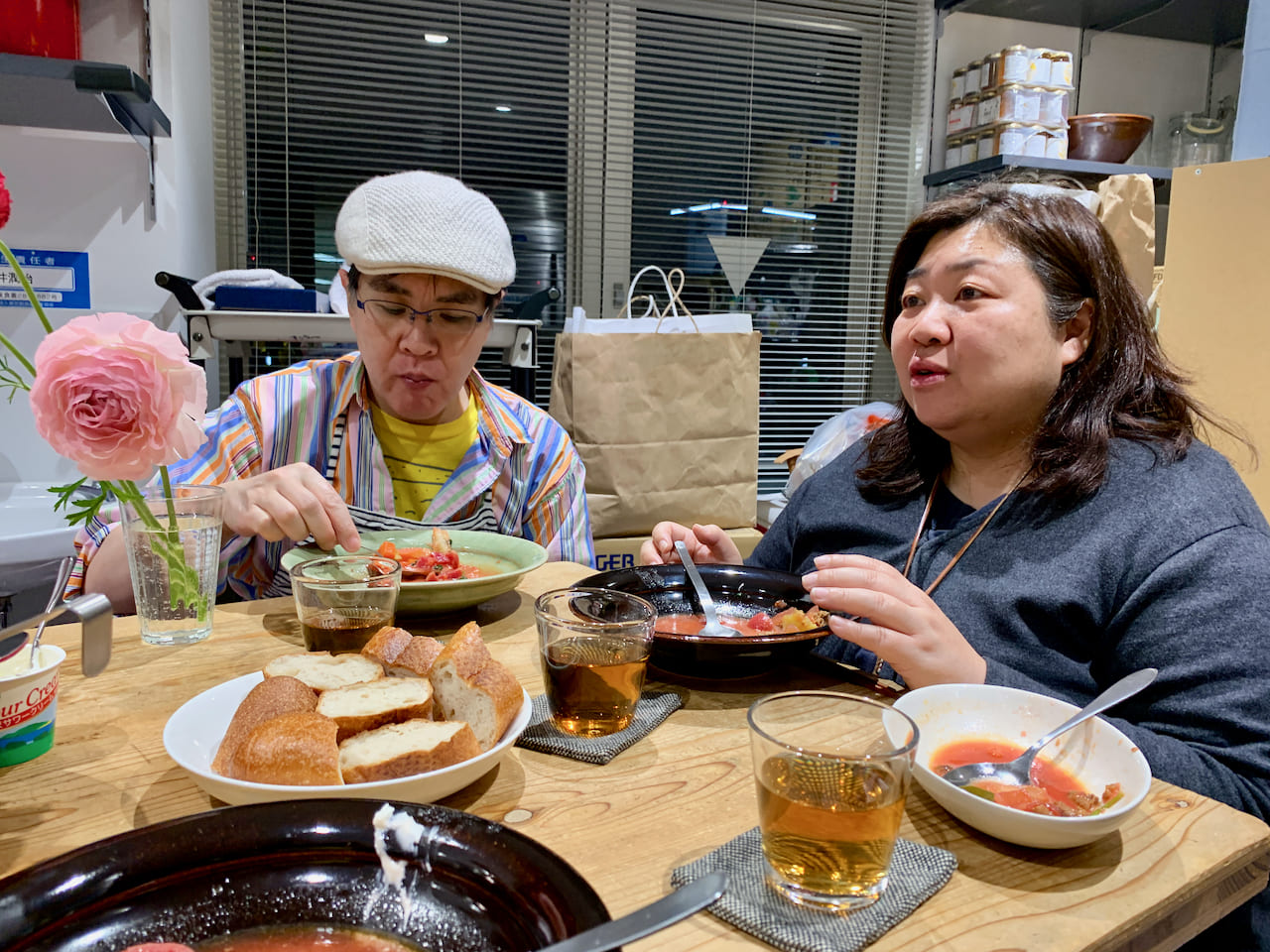 ▲煮込みに時間がかかり、会社に残る数少ない人から、ちょうさんが来てくれました。