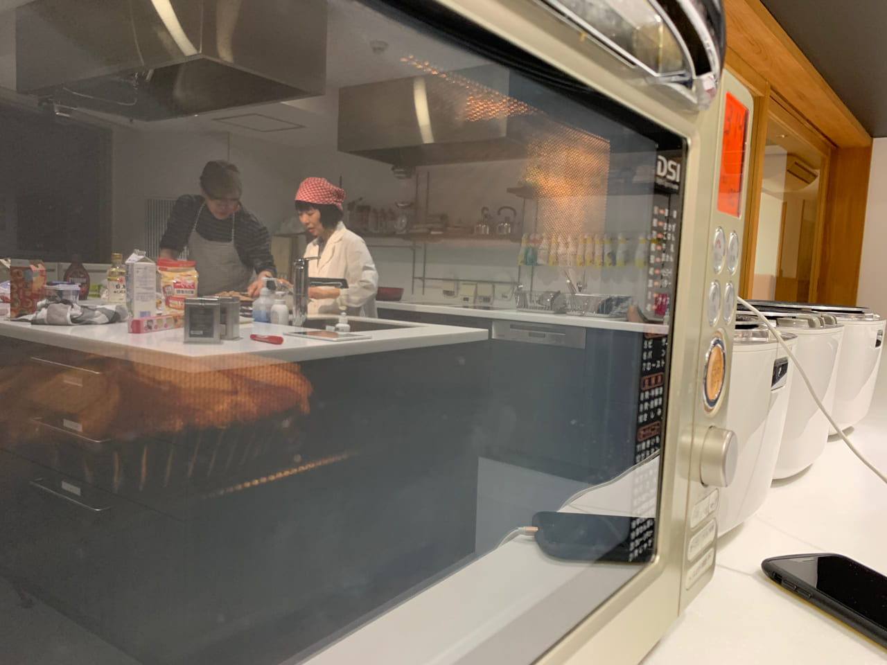 ▲オーブン窓で自分が撮れたことを応用し、いい写真を撮ろうとした永田さん。