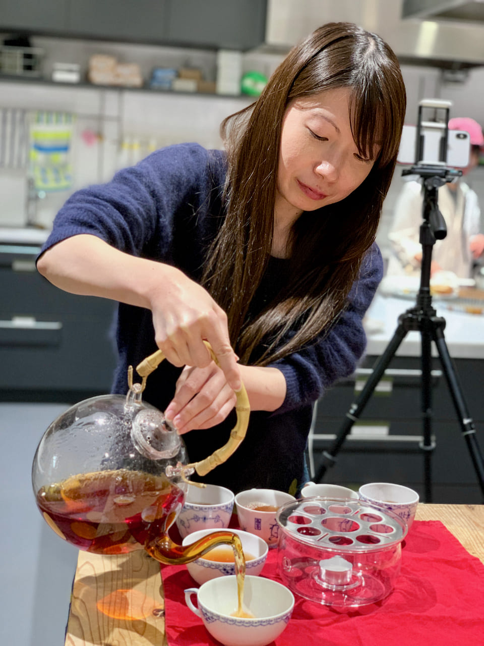 ▲ほぼ日で紅茶を担当しているわかっち。甘いものも大好き。