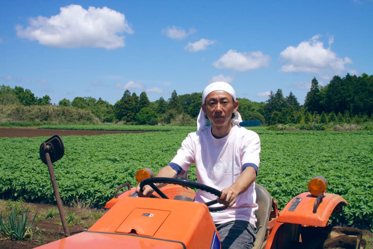 2013年、萩原さんちに遊びに行ったときの一枚。真顔。