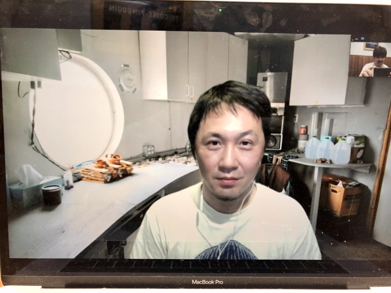 東京都世田谷区←ZOOM→日本のどこか