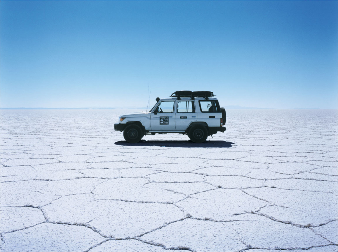 ボリビア・ウユニ塩湖にて。撮影：瀧本幹也
