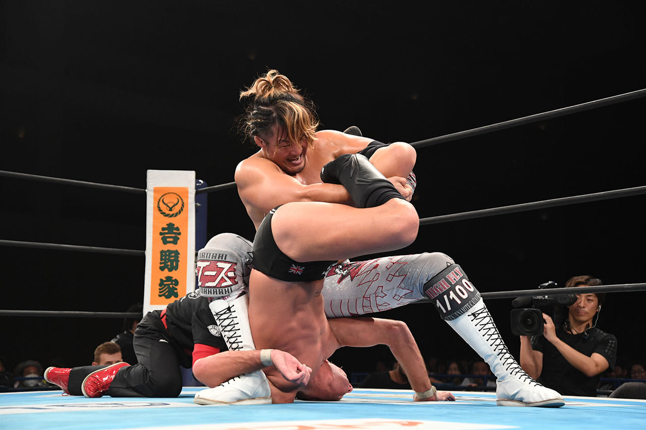 ▲棚橋選手はときどきポニーテールで戦います。　写真：©新日本プロレス