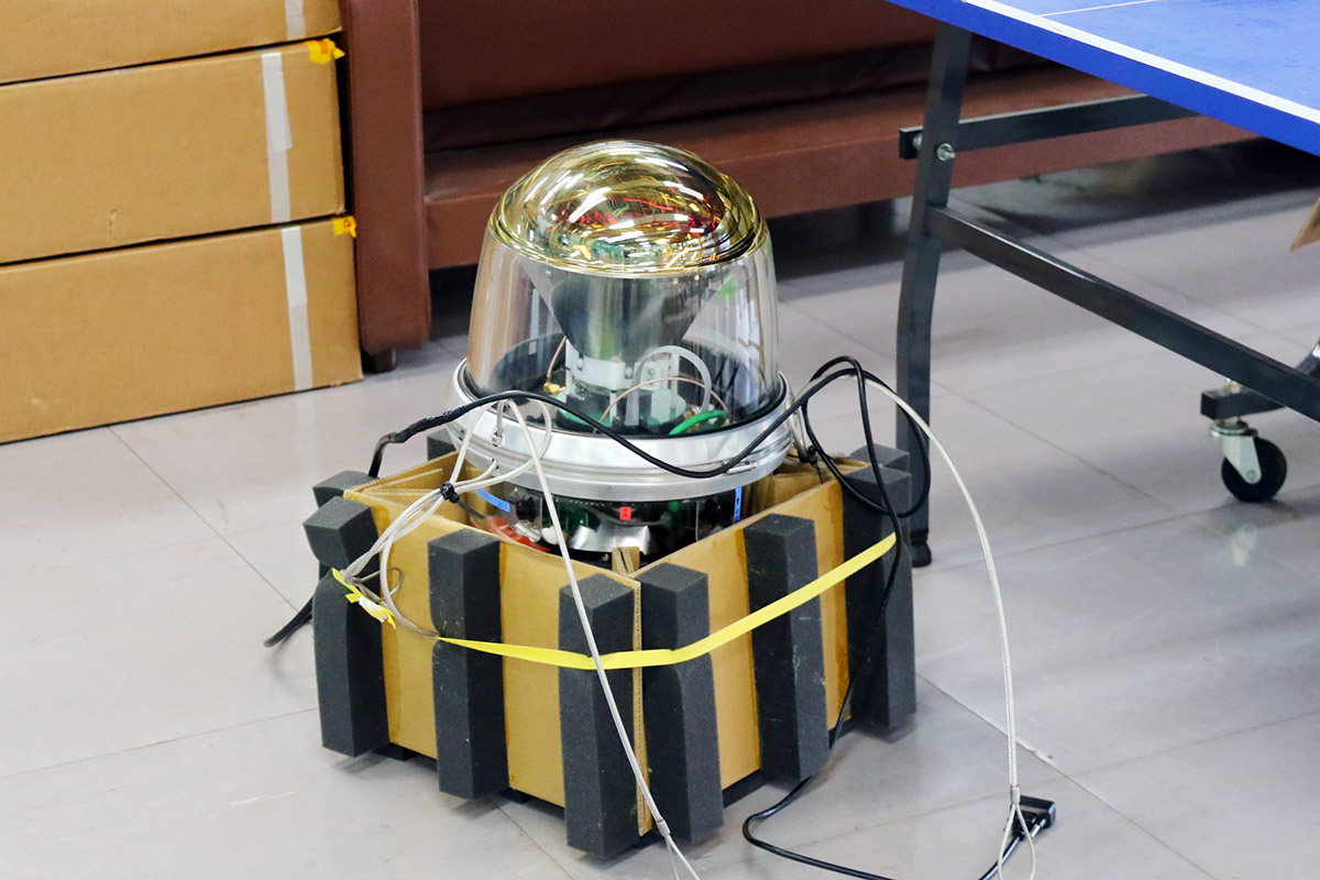 ▲千葉大学が開発した光検出器「D-Egg」