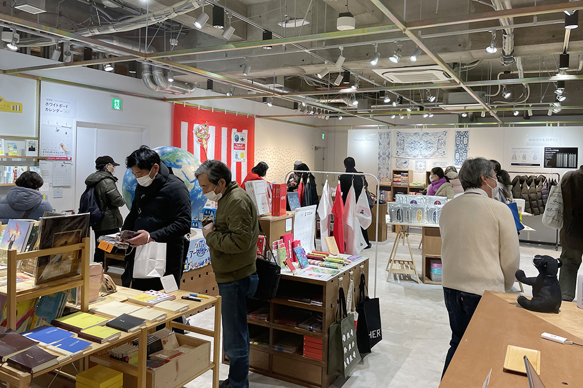 ▲開店直後、20名ほどのお客さまがご来店！