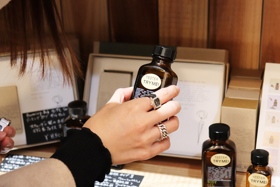 ▲このボディオイルはスウェーデンのブランドのもの。