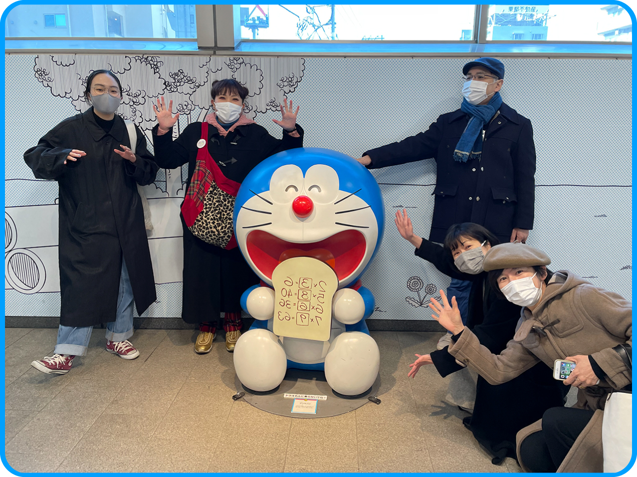 ▲「アンキパン」を食べるドラちゃん。かわいい！