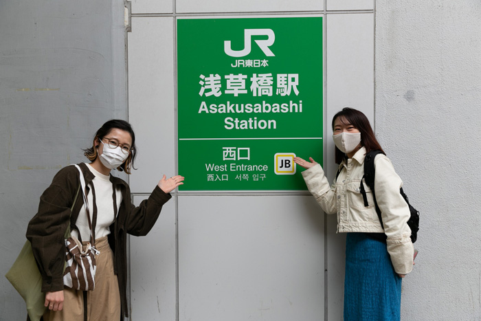 ▲左側が大森さんです。右側はほぼ日乗組員「きょん」です。