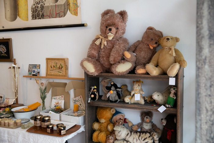 ▲ドイツの古いぬいぐるみはファンが多く、人気です。