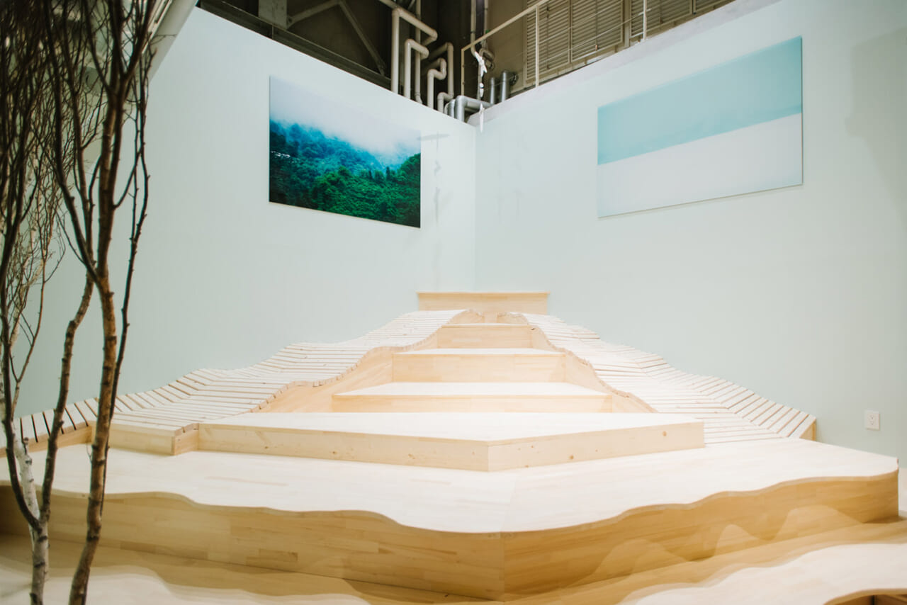 ▲サウナラボ神田の休憩スペース「ヴィヒタマウンテン」