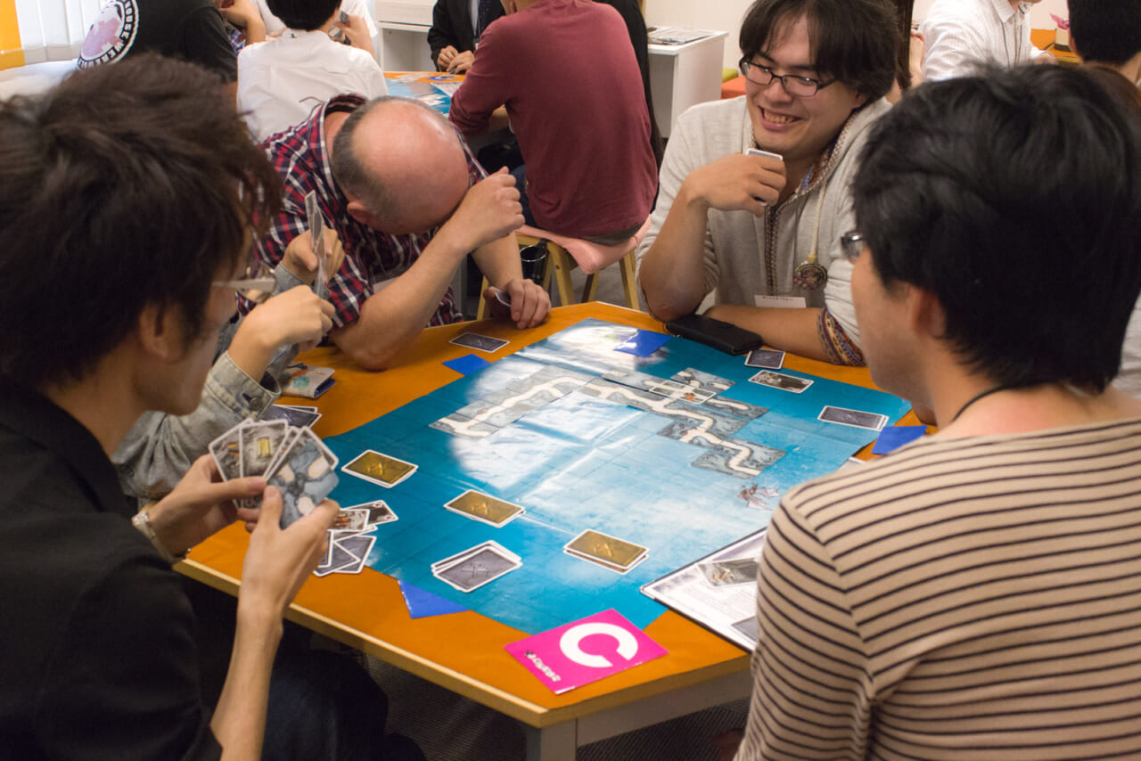 ▲だまされて、「ええー！」となる瞬間もある。
常にハラハラドキドキして、ものすごく楽しいのです。