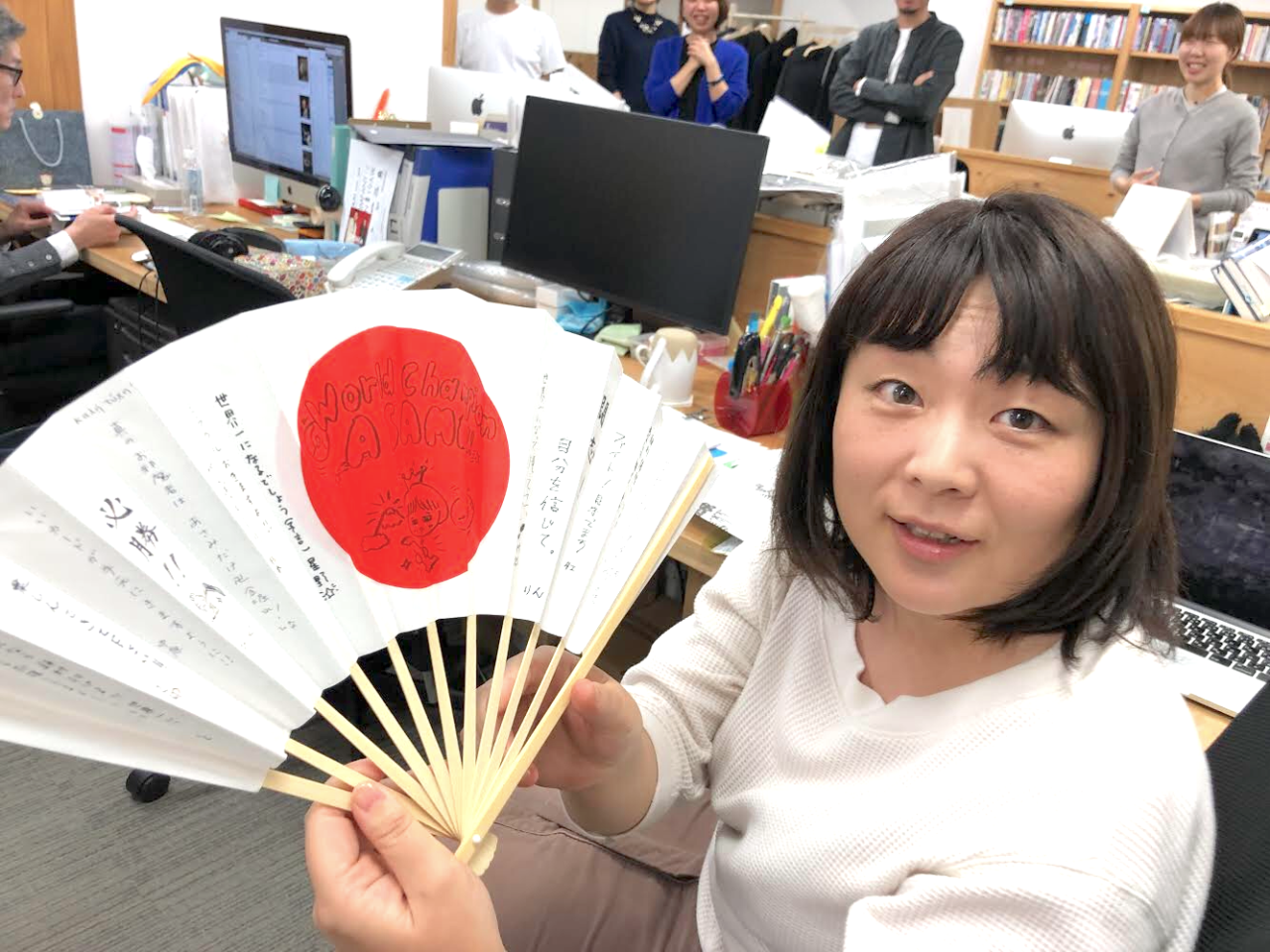 ▲な、なんと必勝扇子をいただきました。（びっくり！）