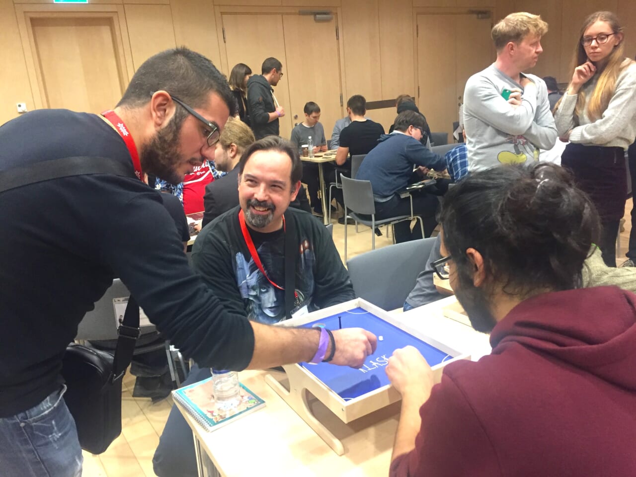 ▲たまたま、写真に撮っていた。
ほんとにゲームが好きなんだなあ！
