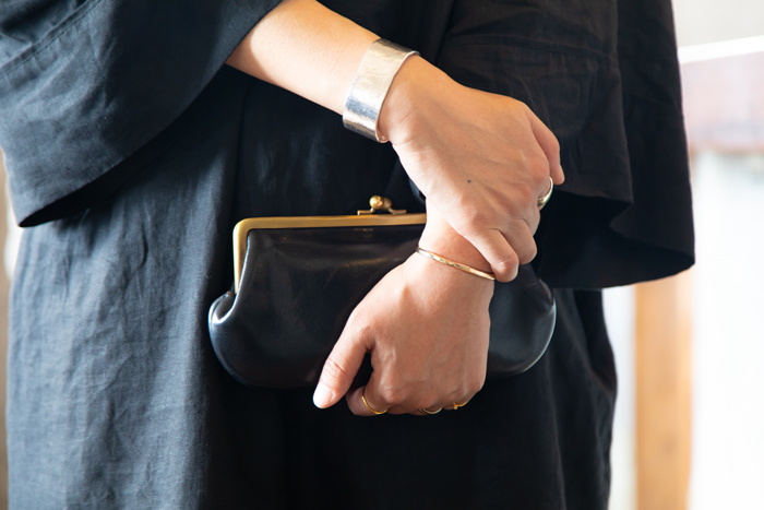 ▲レザーがま口ウォレット / ブラック（大）