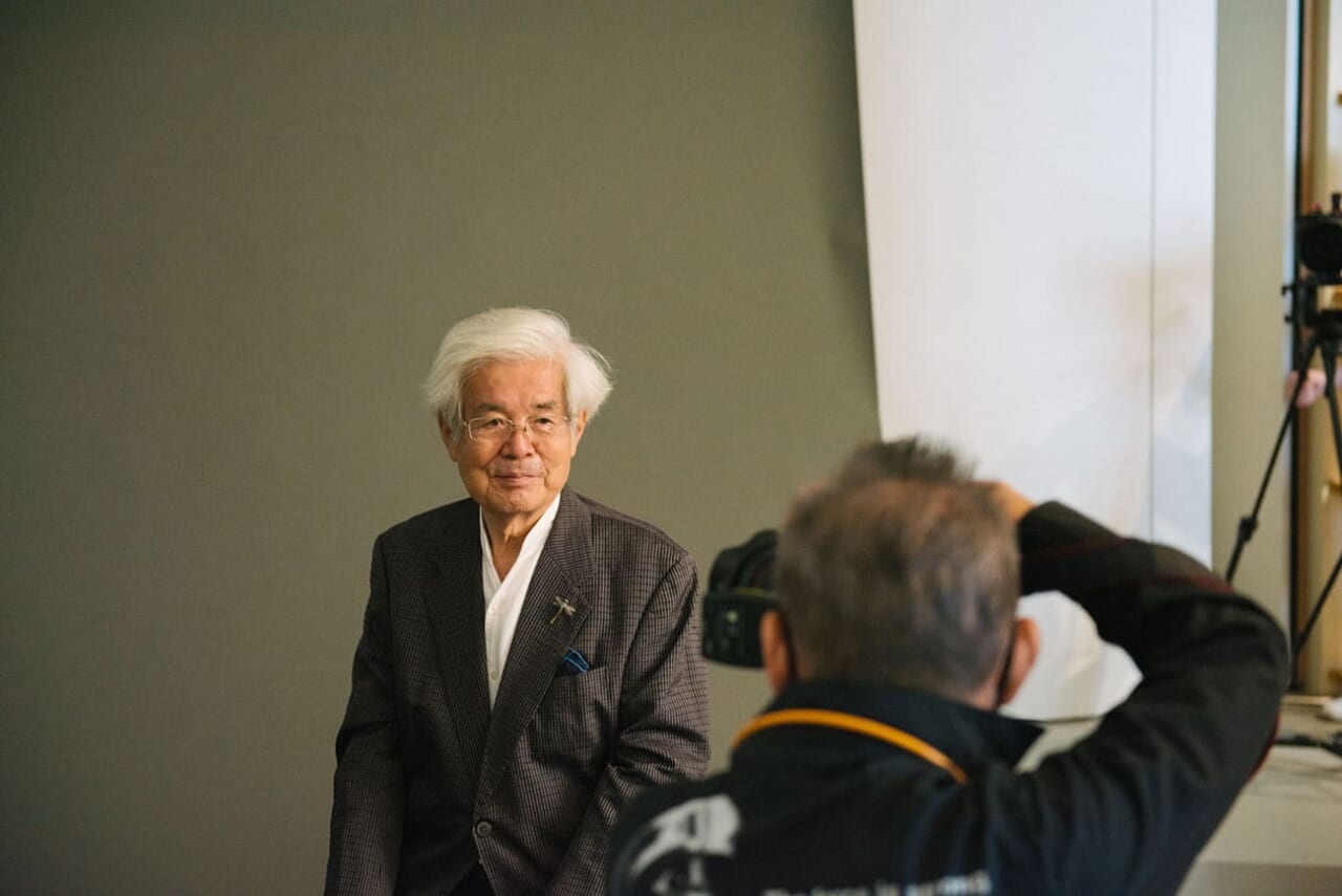 ▲まっすぐとカメラを見つめる養老さん。今年で84歳になるそうです。