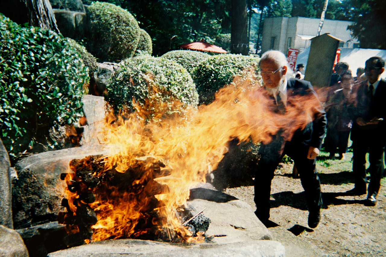 「VOGUE」（2019）