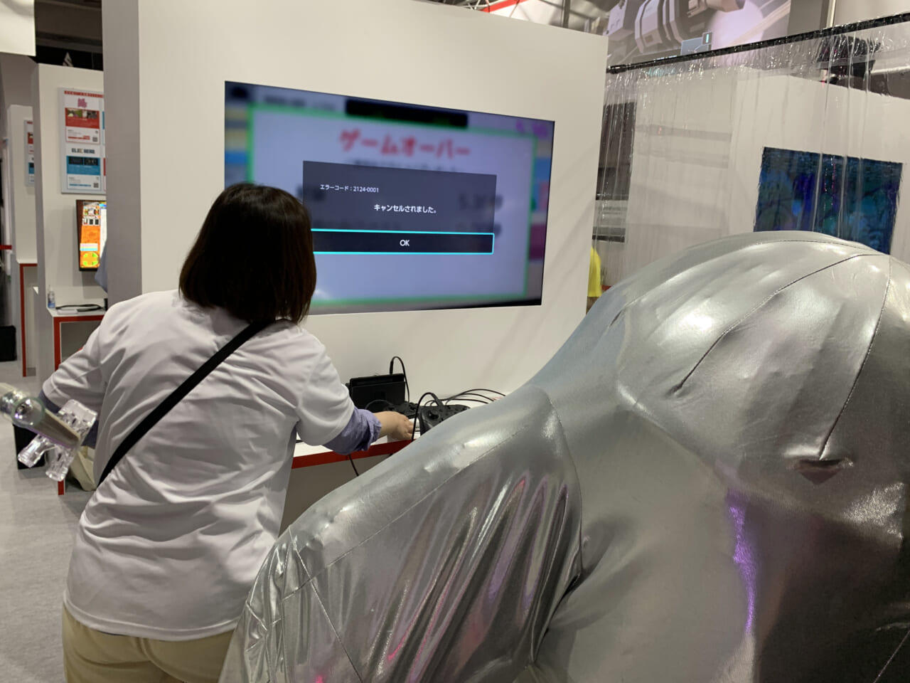 ▲すぐにゲームオーバー。係の方が「何度もやっていいよ」とやさしくしてくださいました。