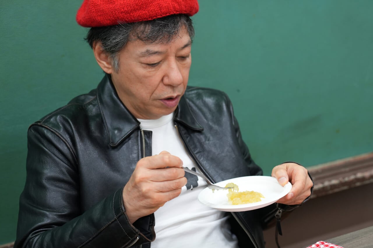 ▲ブラムリージャムを食べてみる。