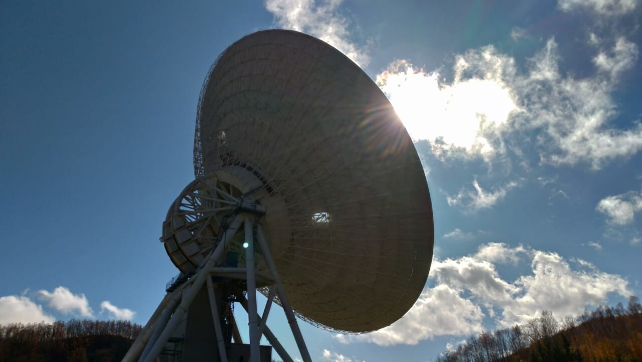 臼田宇宙空間観測所、日本最大64メートルのアンテナ。領木さん撮影＆提供