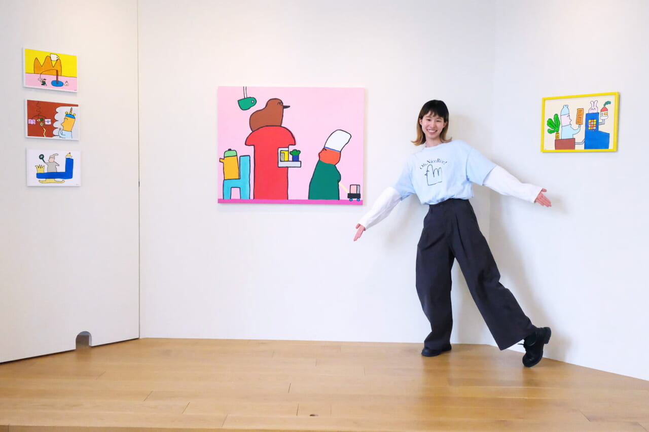 インタビューと動画収録が終わり、のびのびするゆうひちゃん。