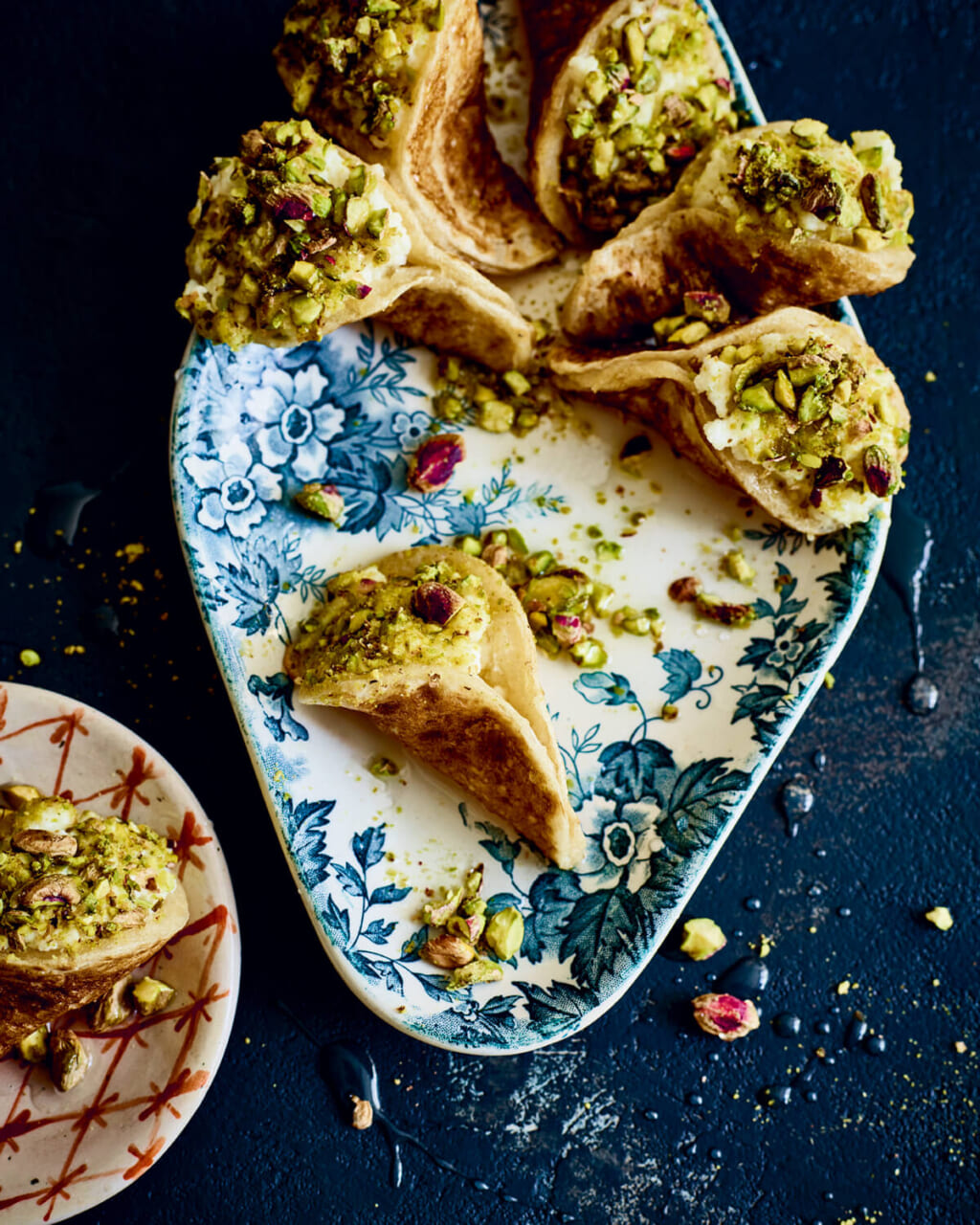 アナス・アタッシ『スマック』より