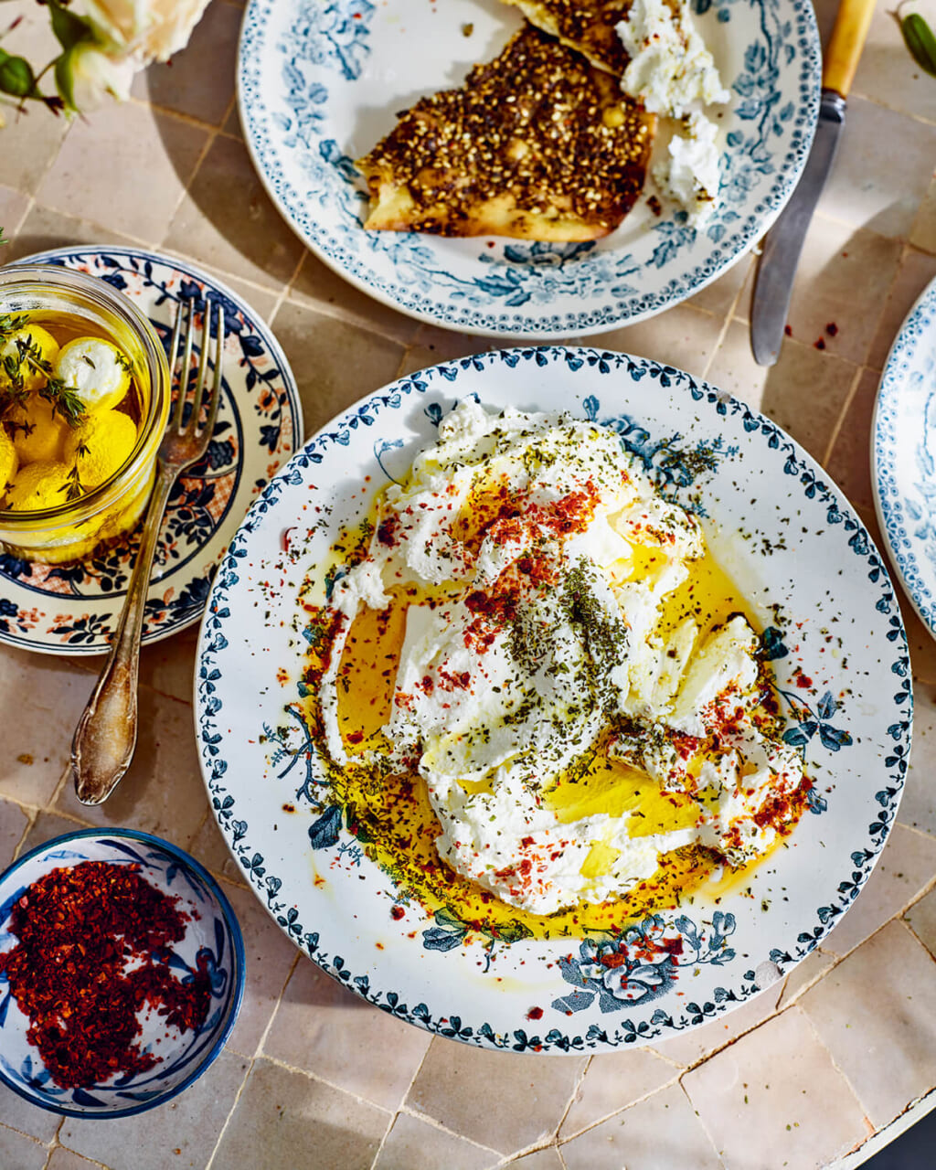 アナス・アタッシ『スマック』より