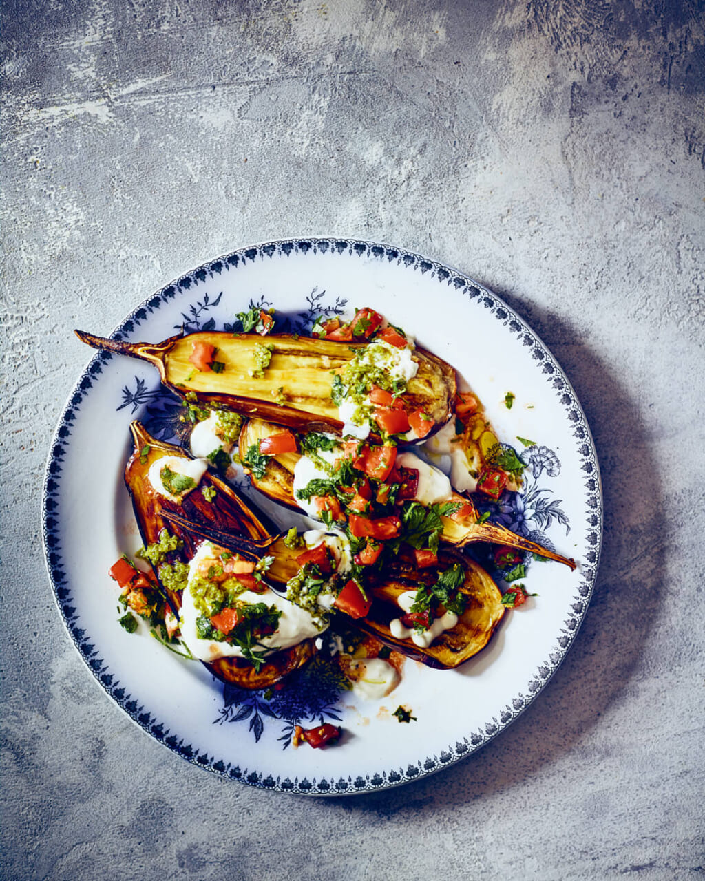 アナス・アタッシ『スマック』より