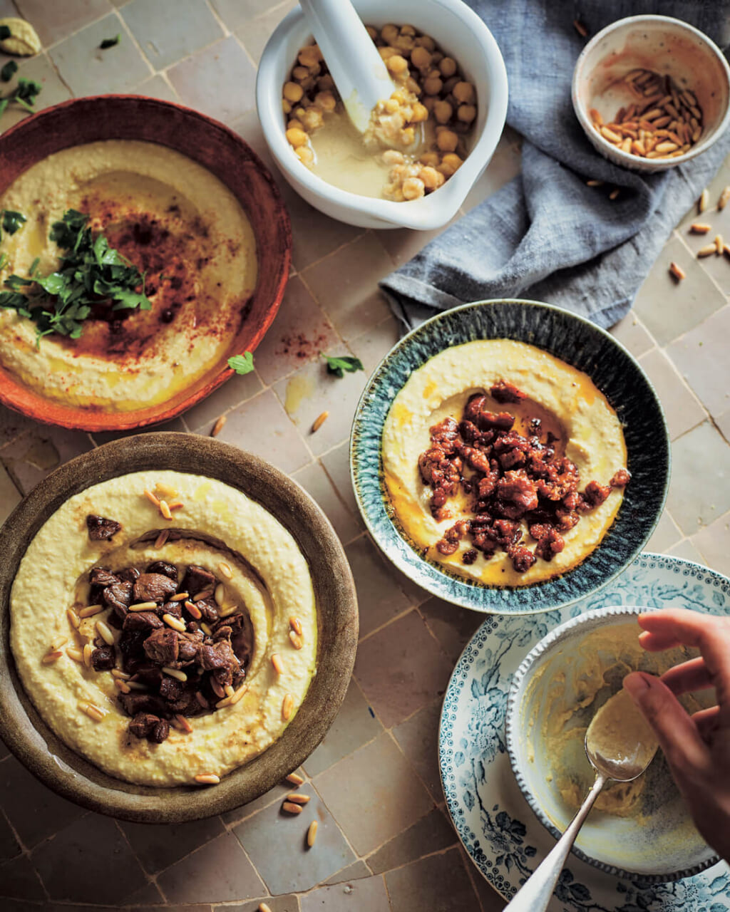 アナス・アタッシ『スマック』より