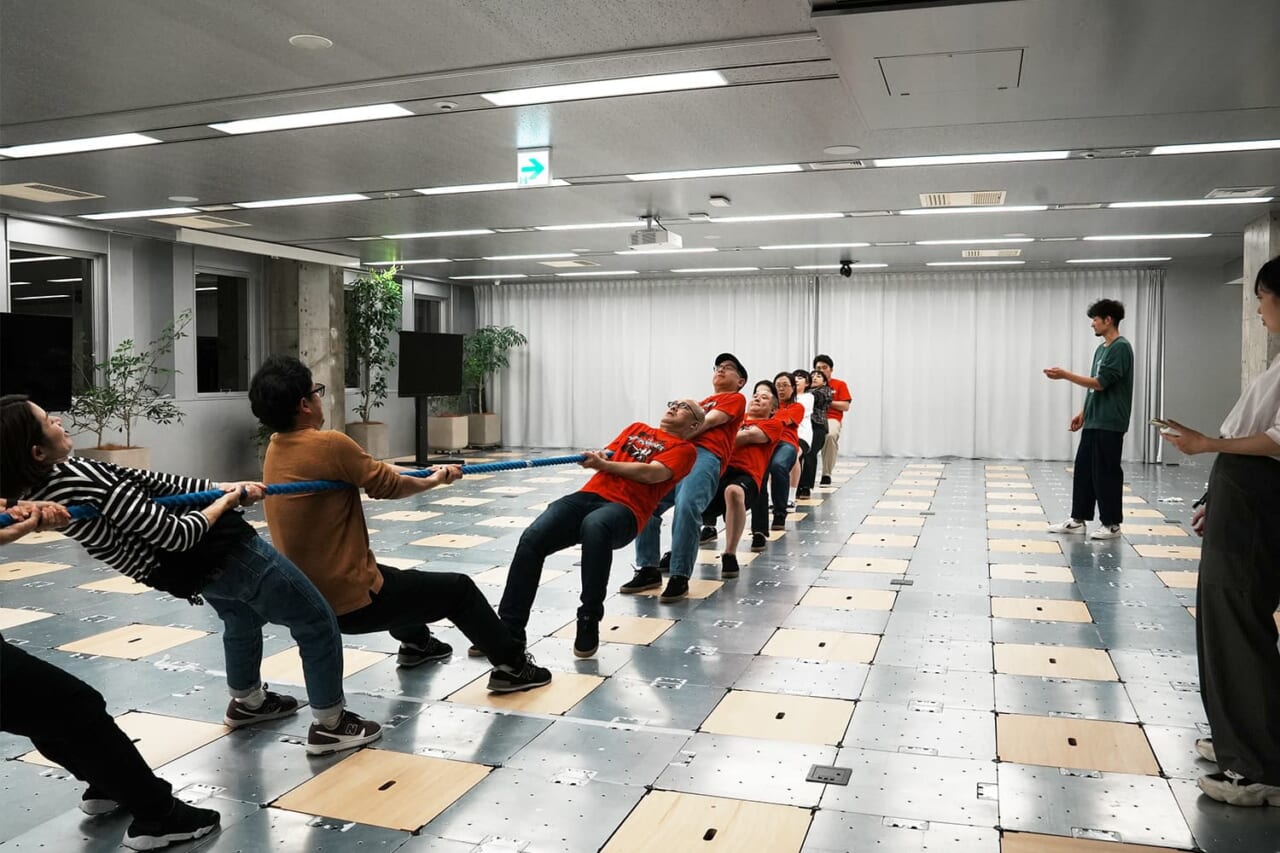 対戦相手候補、株式会社ジンズホールディングスさんとの合同練習。