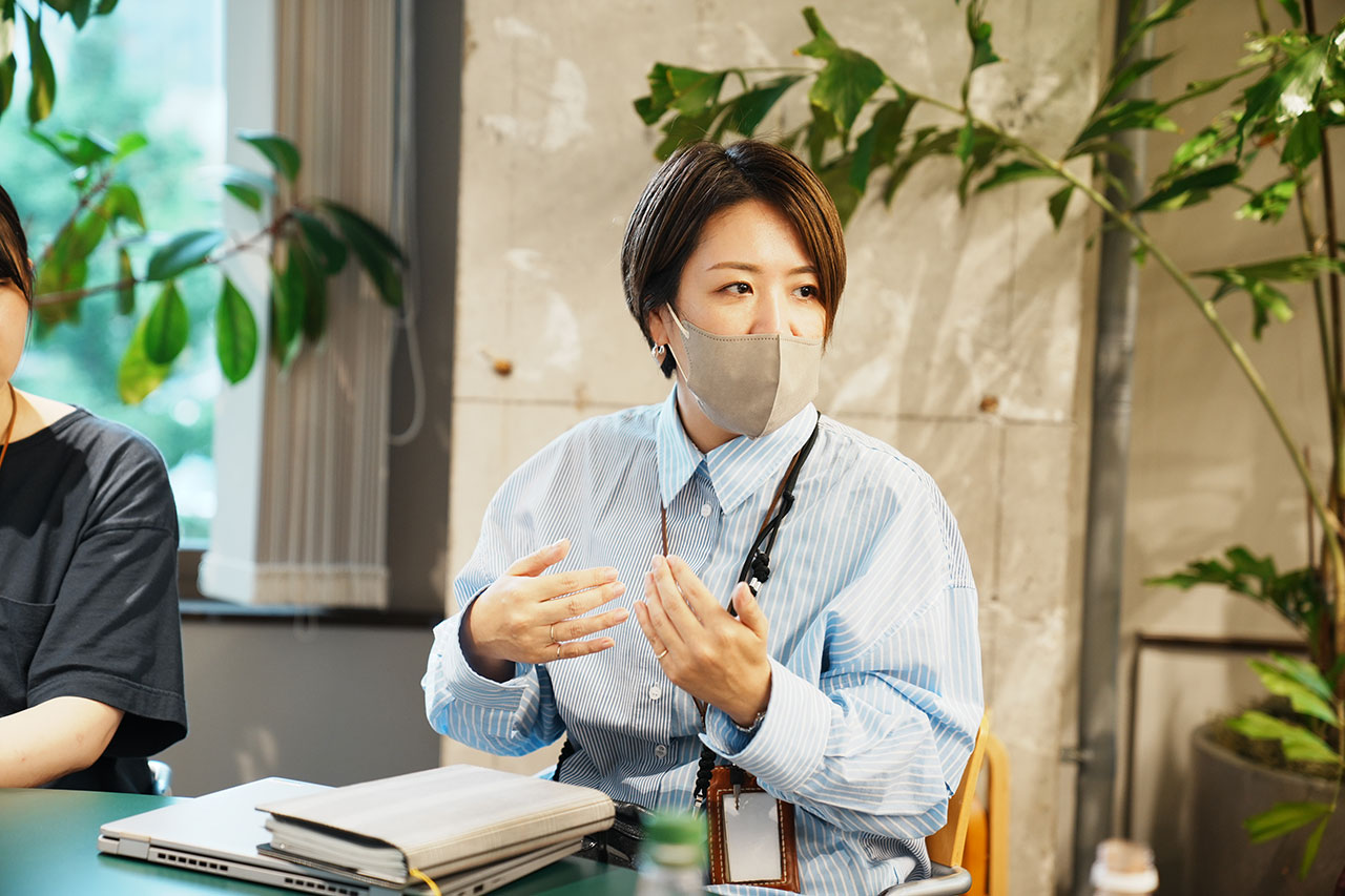 ▲ほぼ日手帳ページの運用担当、塩口さん。いつもポジティブ、頼りがいのあるしっかり者。