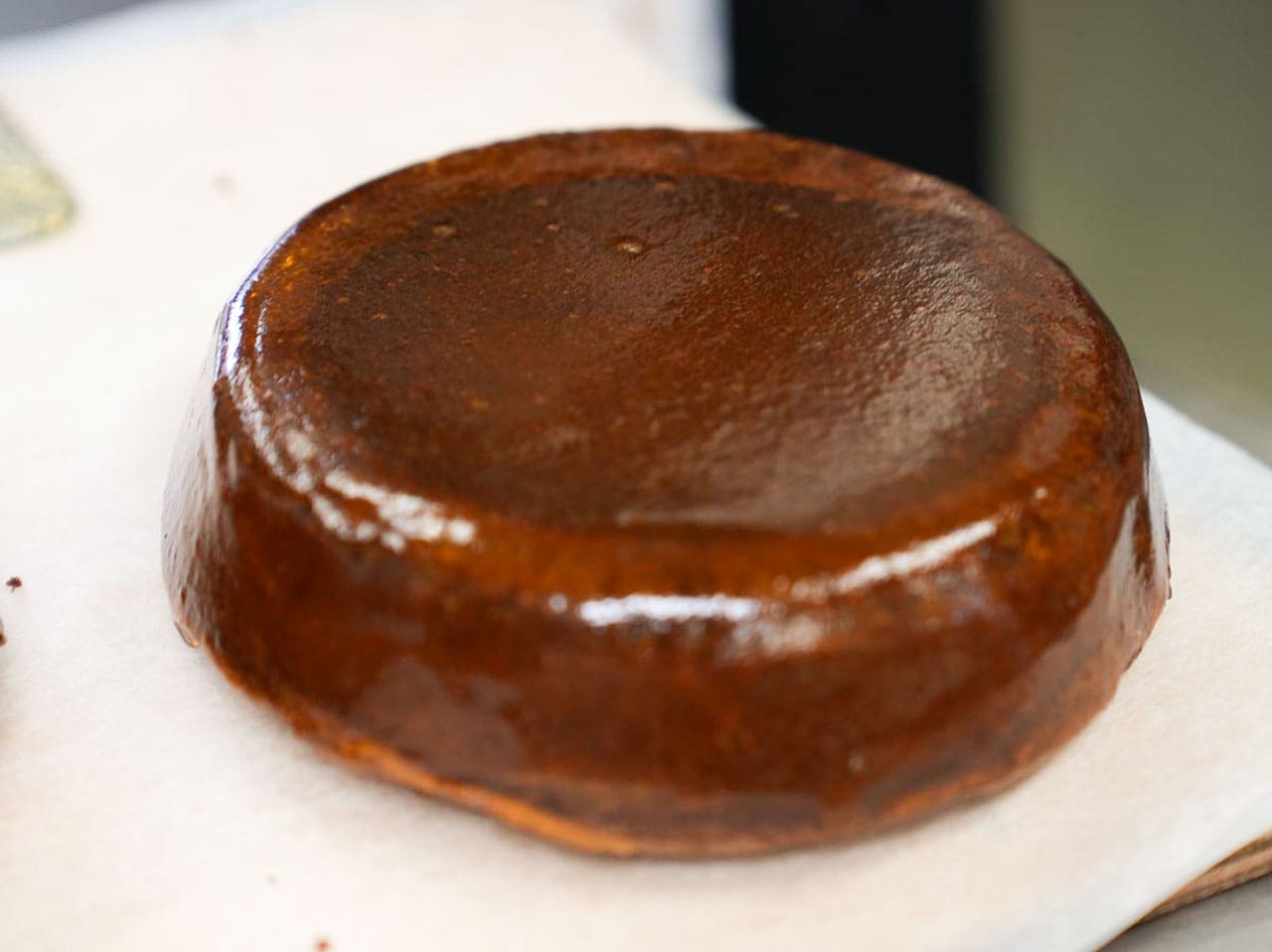 ▲ジャムを塗り終えたら、しっかりと冷まします。