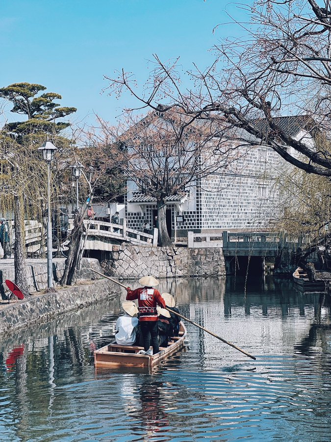 美観地区にある岡山県の倉敷考古館。