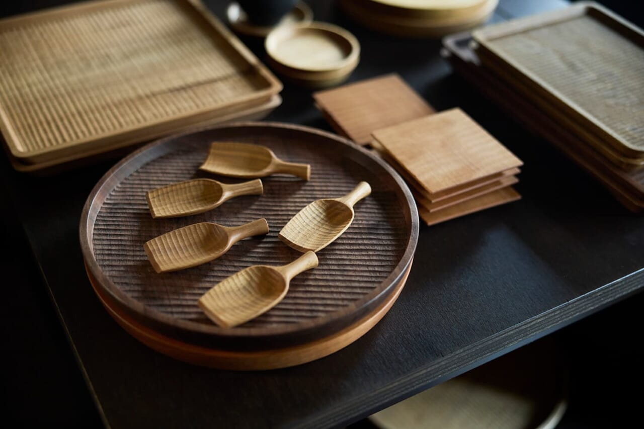 ▲展示コーナー、このときは
ki-to-teさんの木のいろいろなものが。