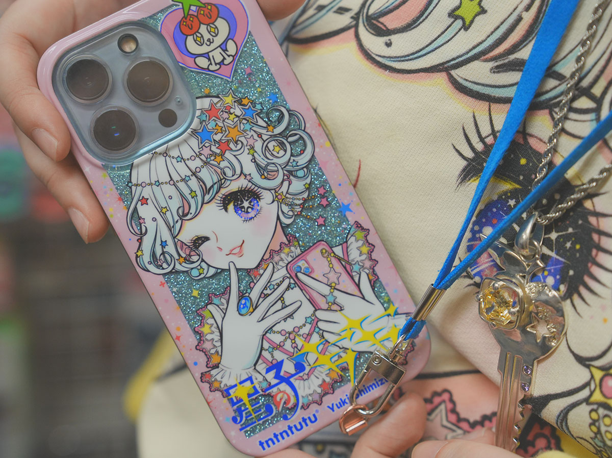 ▲清水さんのオリジナルグッズ。