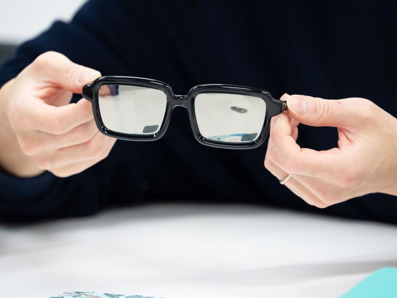 △サングラスの
「ジェフのメガネ（ふつう）」。