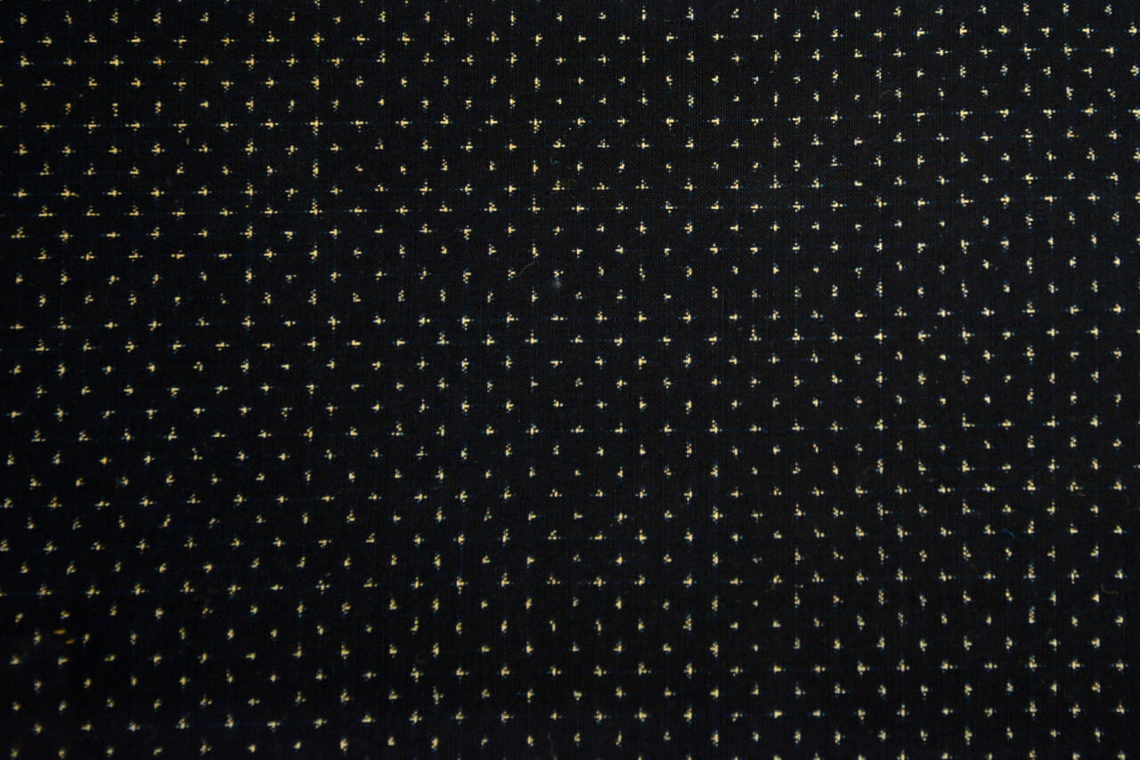 蚊絣着物　明治期　倉吉博物館蔵