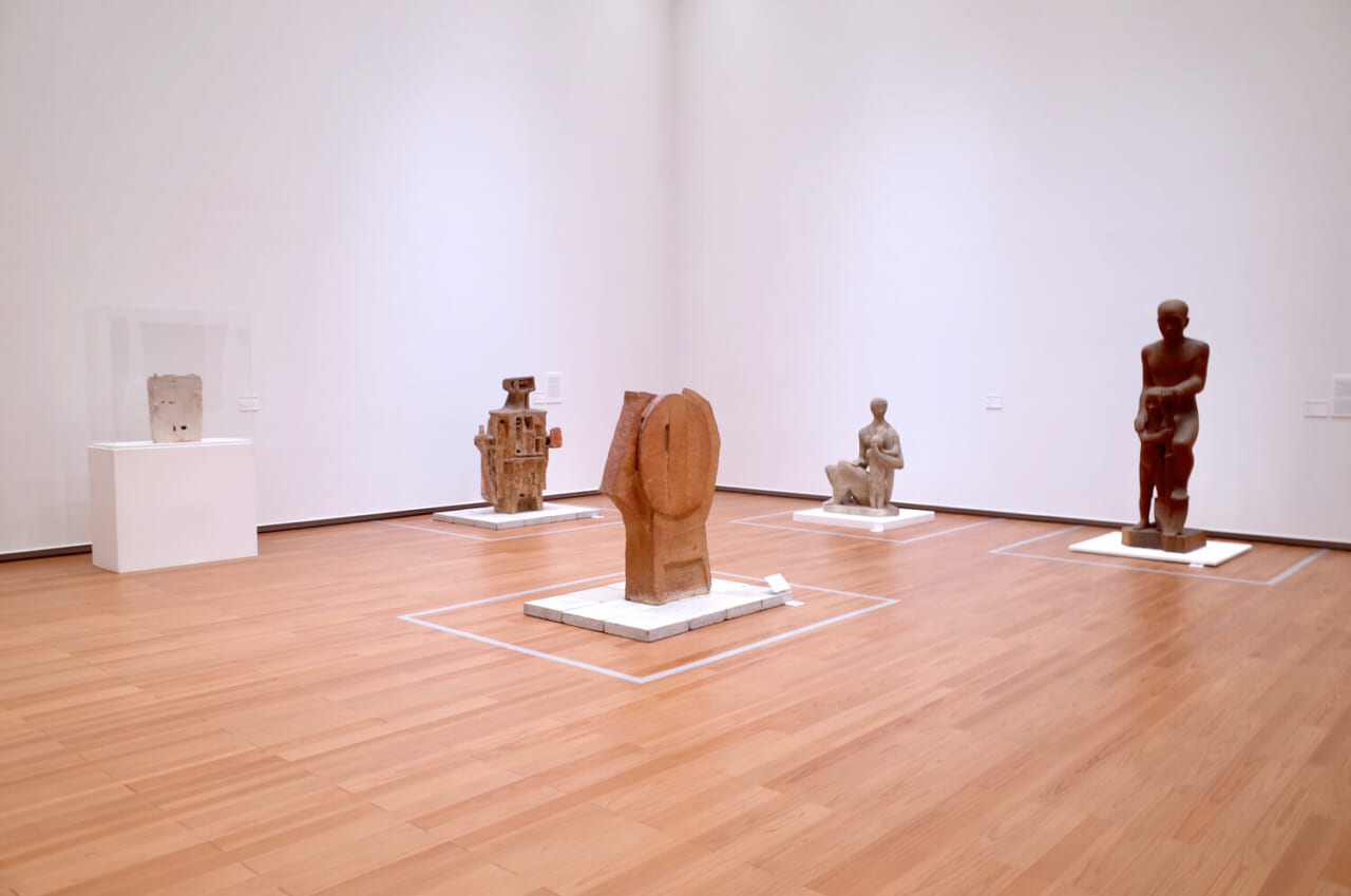 コレクション展 鳥取県の彫刻 ─ 辻晉堂の世界01 会場風景